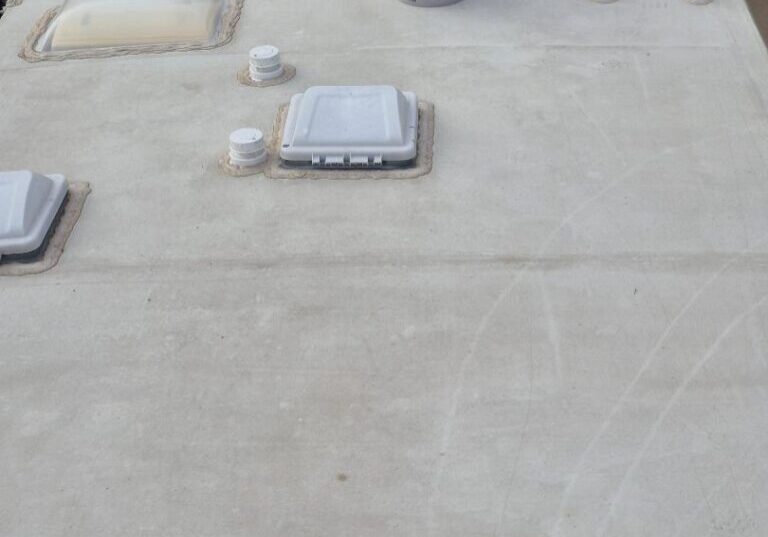 rubber roof clean